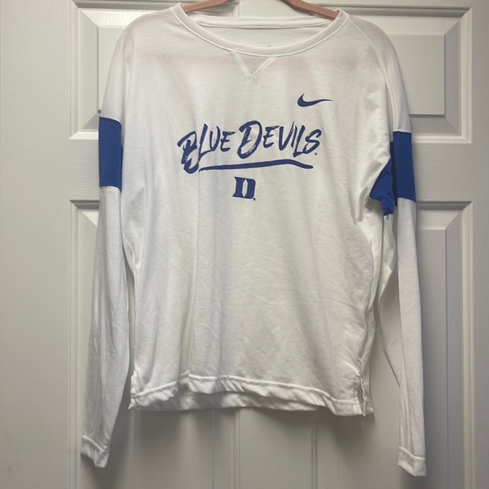 NWOT Nike Duke long sleeve